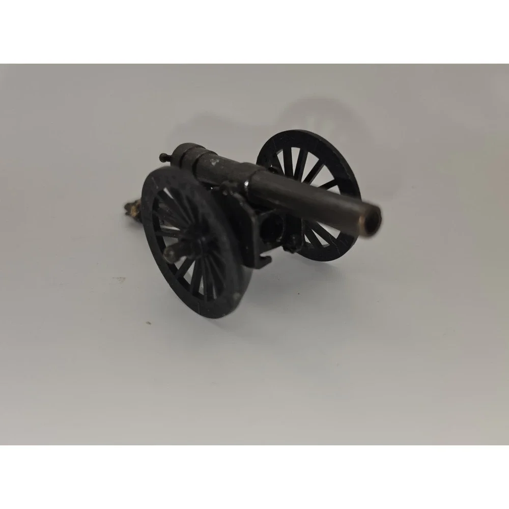 Vintage ‎ Civil War Cannon Miniature Cast Iron plastic wheels / pencil sharpener